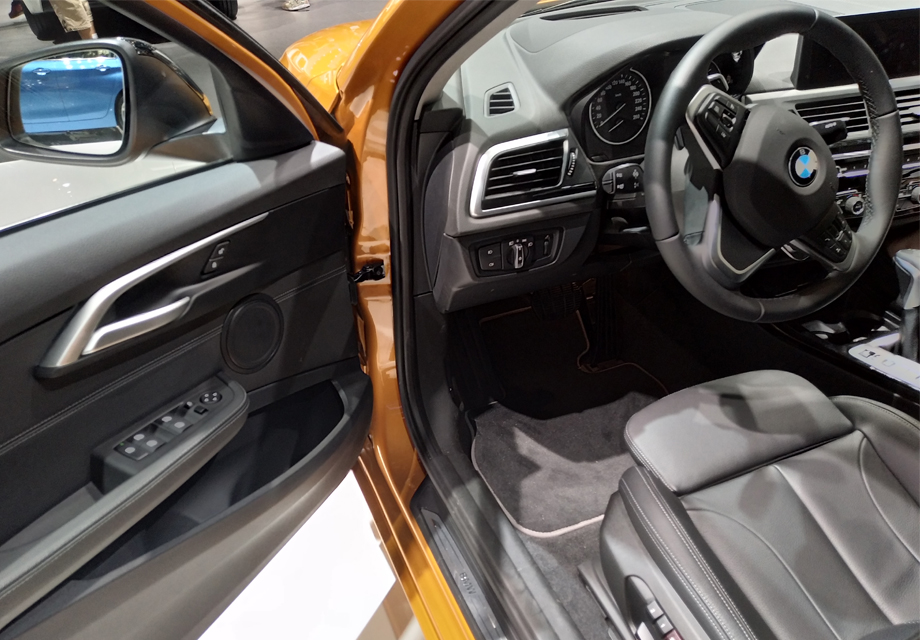 ȫ��BMW 1ϵ����1.5T��2.0T���ֶ���ѡ��1.5T�����������136��������2.0T���������Ϊ�ߵ����ֹ��ʰ汾��