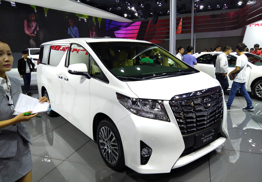 ��Ϊ�������񳵣����ڷ��ﰣ�����ܵ����ڶ�߶��û���������