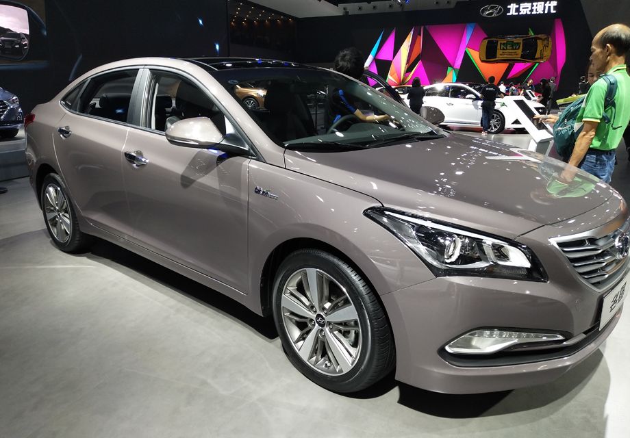 ��ͼ�ĳ����������������Ͷ��У������������Ϣ��