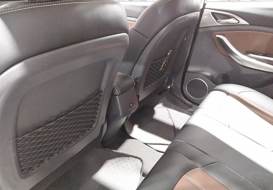 ���ǵ��ε����ζ�����Ƥ����ʣ����ο��������ȽϺ�ʵ����˳��������ǳ����ʡ�