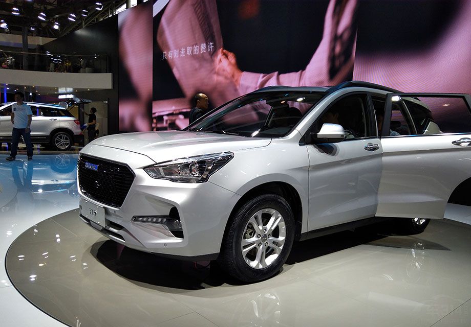 ��ƺ�����Ҳ������ȫ�µķ��LED�ռ��г�����������������λ�ã�����ռ�ݸ���λ�ã�������ǰ���������ǳ���Ŀ��