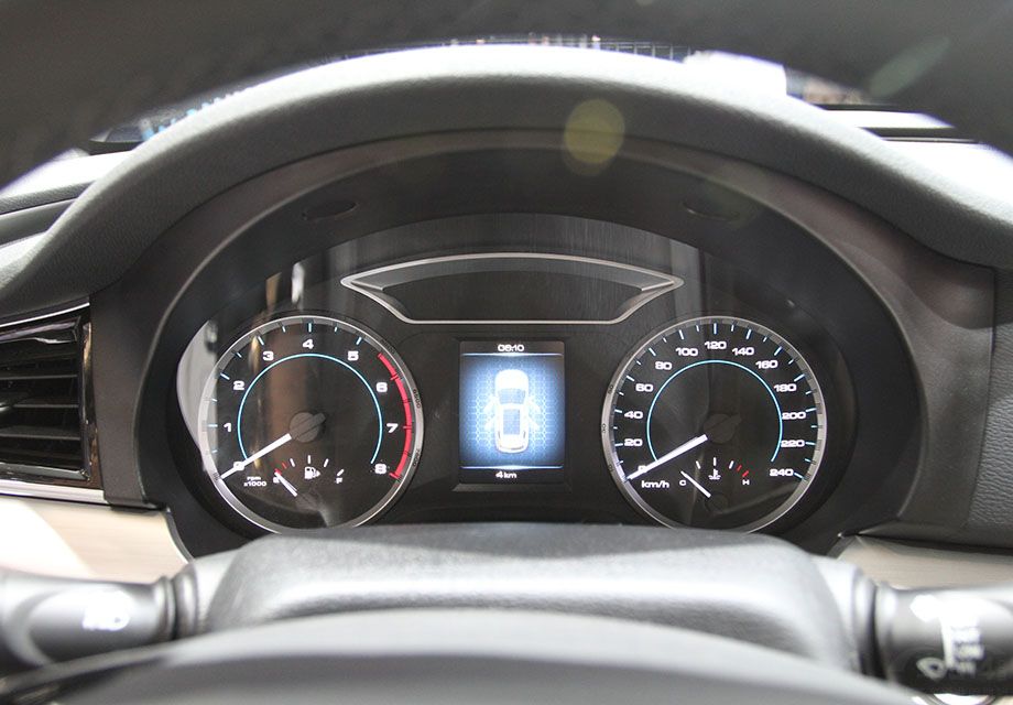 ����H7�����β�������Ƥ�����������ᡢ��˿���������ܶ��ֲ�ͬ���ʵ���ϣ������ʸг�ɫ����������ɫ���е��ǿ���⡣