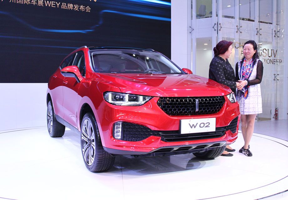 WEY W02���Ͷ�λ��һ������ͳ����䳤���߷ֱ�Ϊ4462/1857/1638mm�����Ϊ2680mm��