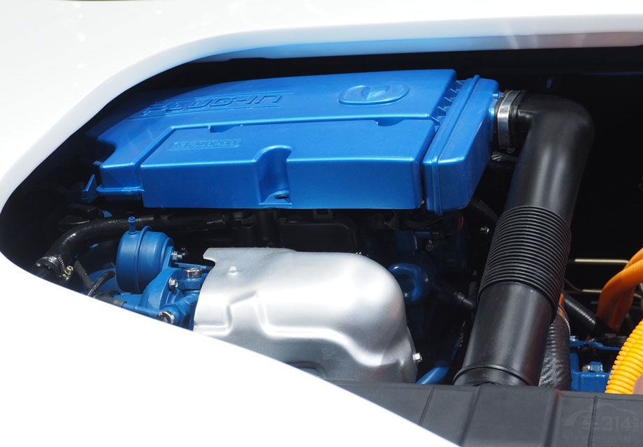 ������䱸����80AH����Ԫ����ӵ�أ������ܶȸߴ�160Kw/kg