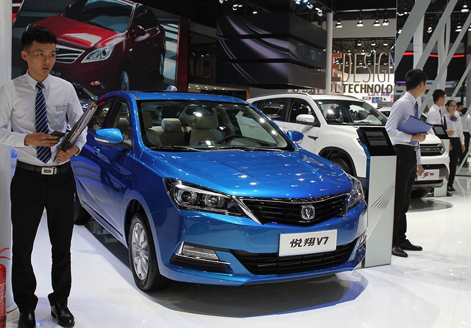 ��������������������β�������������ǿ���������˶��С�