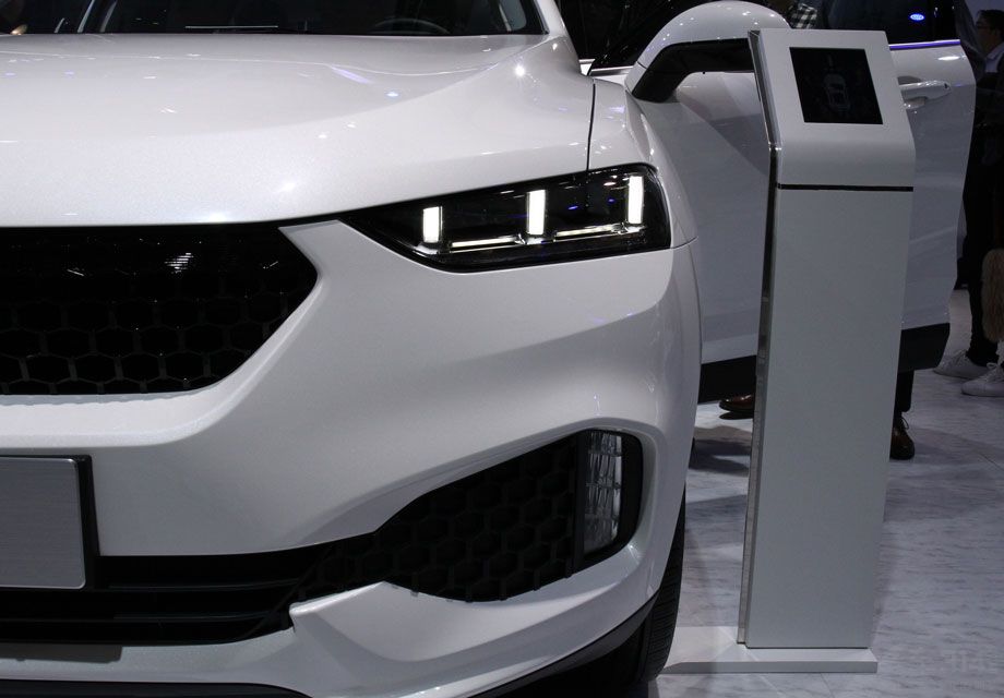 �����ľ���ʽLED������Ͷ���ʮ�㣬�����Ʊ��𳤳������������Ͷ�Ҫ�������ᡣ