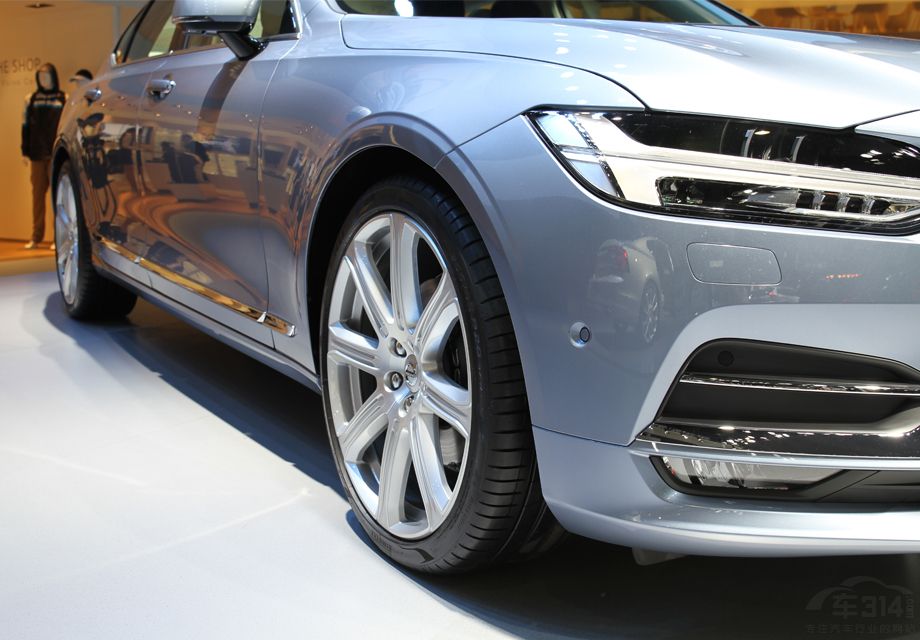 ��Ϊһ��������ͣ��ḻ����ɫѡ������·��S90�������������������ɫ���������Ҳ������ѡ��