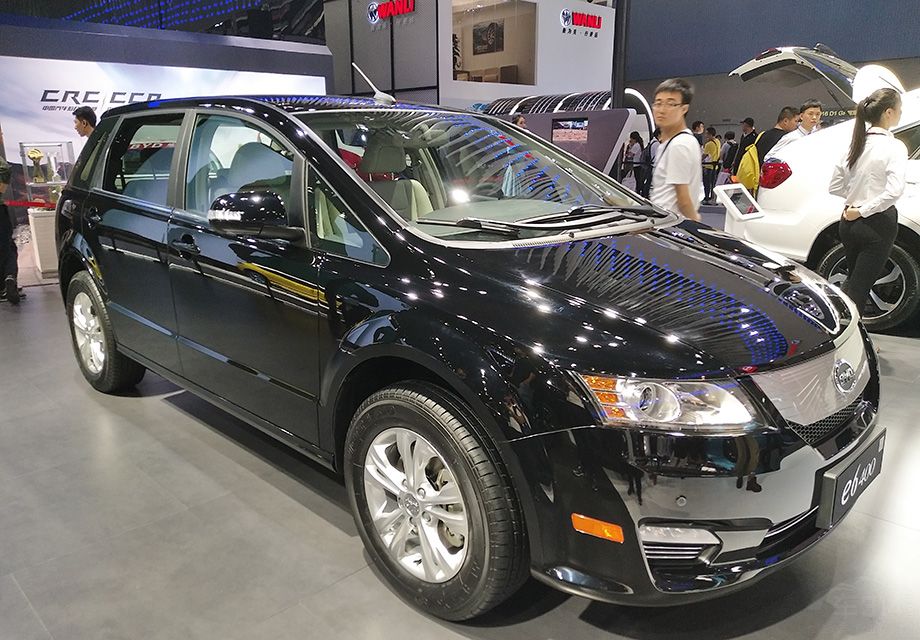 ���ǵ�e6���������400���ͣ��ٷ��������������100km���ﵽ��400km����Ϊ������Ʒ�������������ĳ��͡�