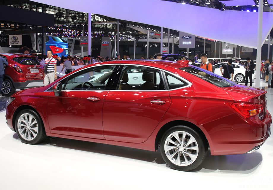 ���ʱ����˲��ټ���ʽ��Ԫ�أ���ͳ��ֱ��ʽ������ӥ�۴�Ƶȵȣ���ȫ��Ӣ�����źܶ�����֮����