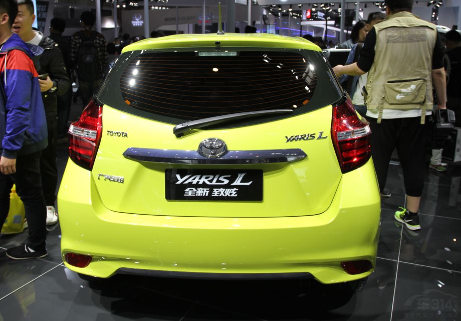 ������ȫ�����ţ������ߴ緽�棬������Ϊ4160mm��1700mm��1495mm�������ﵽ��2550mm����Ƚ��Ͽ�Ϳռ䷽���һ���õ���������