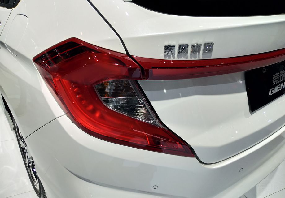 ����������ӡ����̵������ǳ�β��һ��ʽ�����������������ʵ�����塣