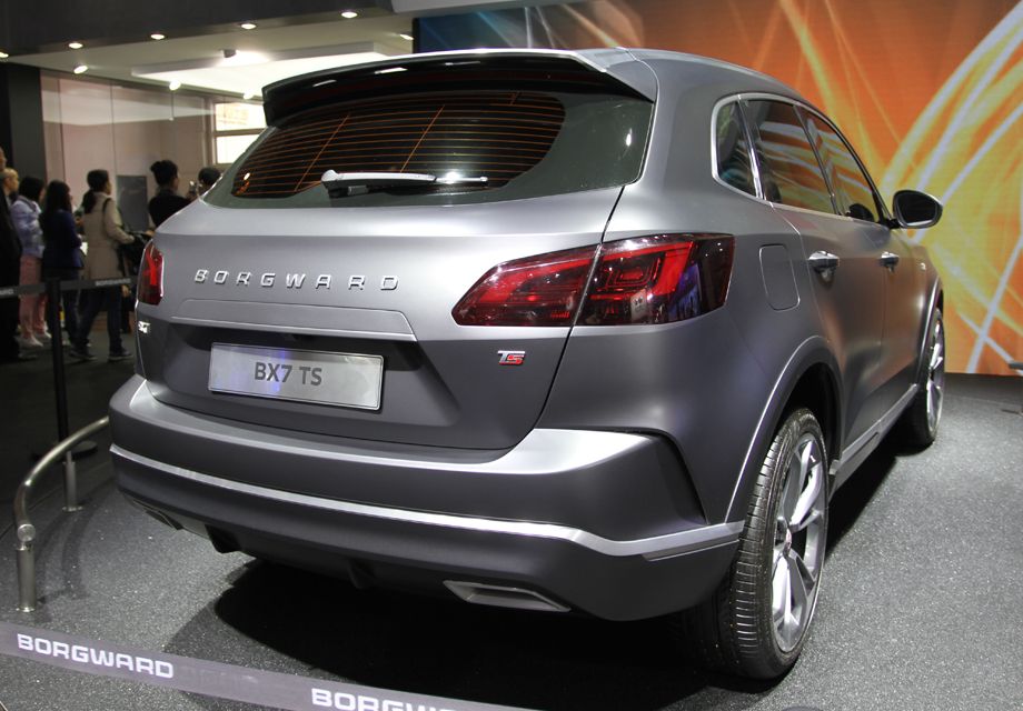 ����BX7�����β�����θзḻ���������˸��ֲ�ͬ�Ĳ��ʣ�Ӫ�����һ���ĺ�����Χ��