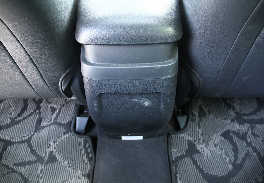 ����X80�Ŀռ���ַǳ������㣬������ǰ�źͺ��Ŷ�ʮ�ֿ�����4586*1820*1685�ĳ�����Χ����Ȼ����ͬ���𳬳����٣����ռ�������ȴ���ߡ�