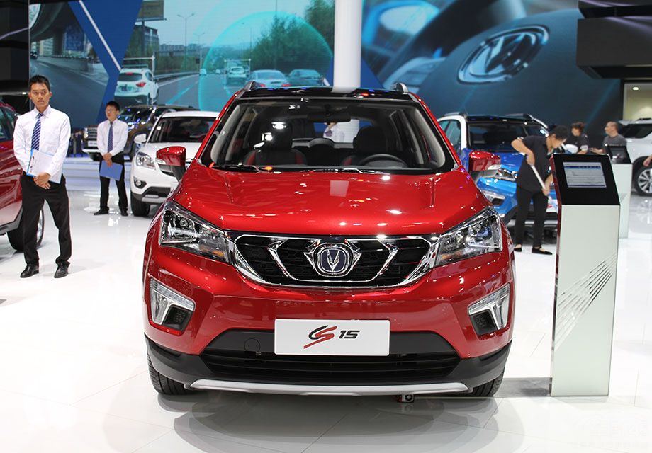 �����Ƴ���С��SUV����CS15�����SUVһ������������ڶ������ߵĹ�ע��