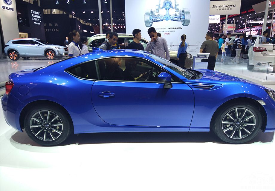 ����һ�������86���õĶ���ϵͳ��2.0L��Ȼ����ˮƽ���÷�������˹��³��FA20ϵ�С�