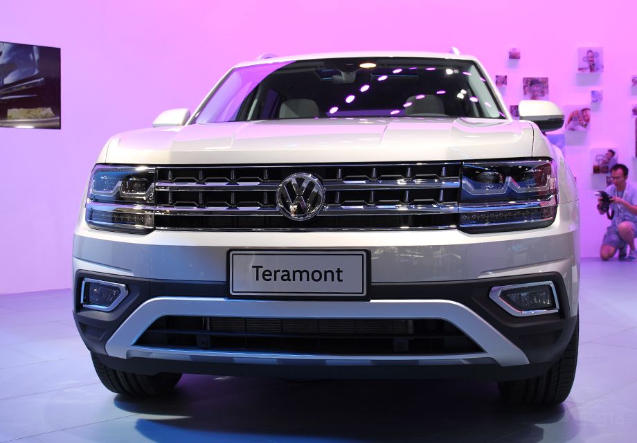 �������ڹ�����Teramont����������Ϊ�˱�����;�۵��ֵܹ�ϵ���Լ��ͻ԰���ͬ�ĸ߶˶�λ��Teramont���ձ�����Ϊ��;����