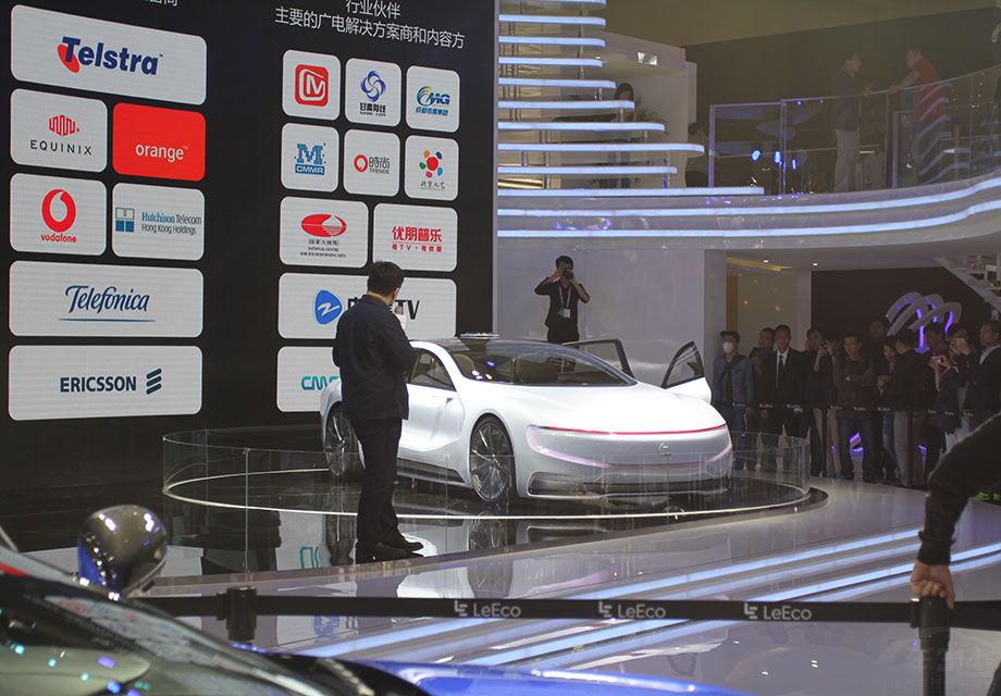 ���ӷų�Ҫ����������Ϣ֮�󣬾��յ���ҵ�缫�ߵĹ�ע����Ȼ�󲿷ֵ��˶����������������������