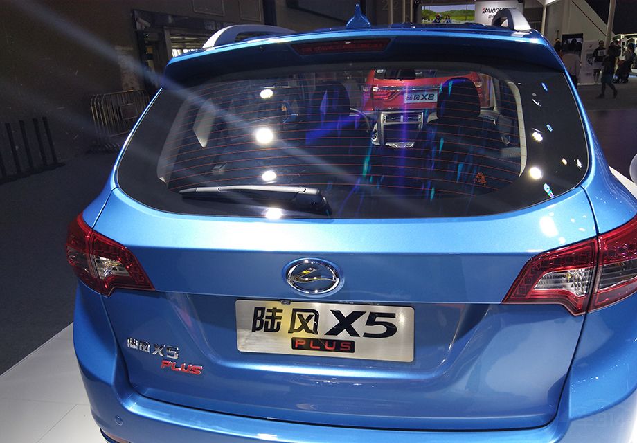 2.0T��������������190������ƥ��6���ֶ���8������һ������䡣