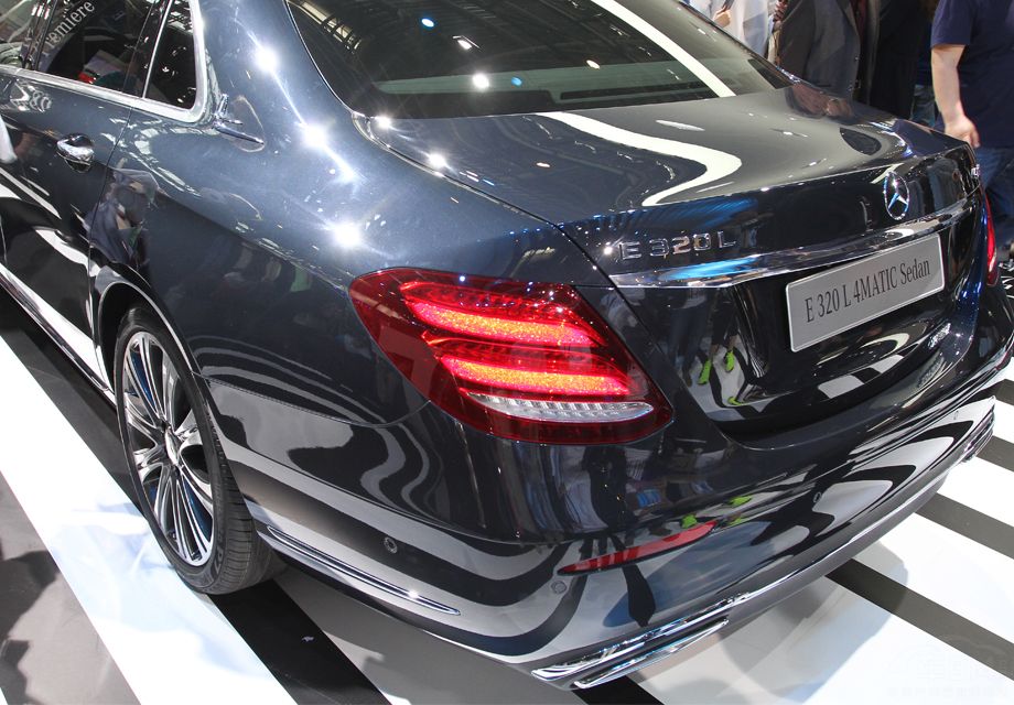 �ں�����Χ��Ӫ���ϣ�����һֱ������ͬ����ǰ�У�ȫ�»������ͽ�֮ǰ���˷��츲�صı仯�����복�ڿ��ƾ��ޡ�