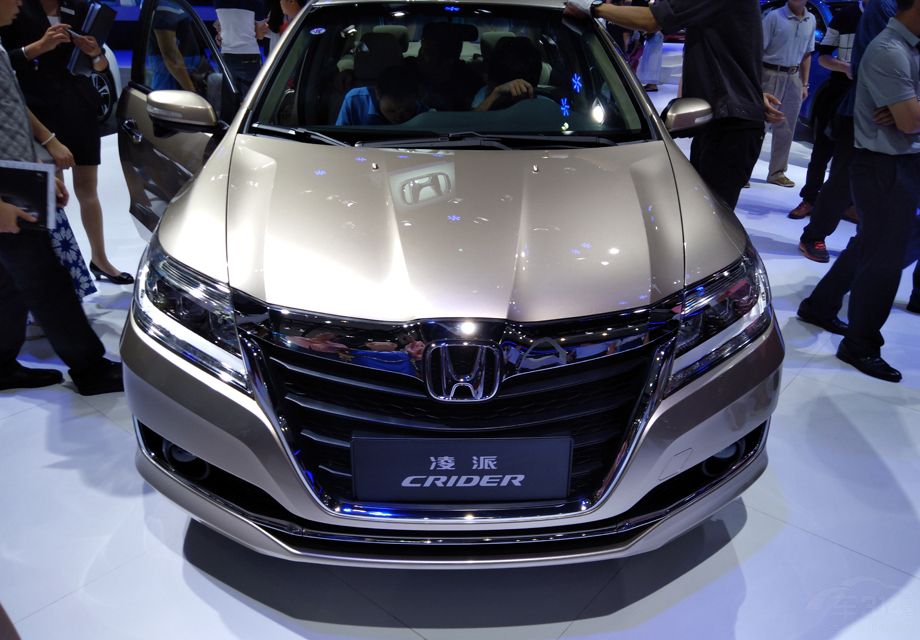 ���ɵ�ǰ�������˺��Ÿ���ͬ����ƣ����ŵĶƸ�װ�Σ�Ϭ���ĳ���������Ӫ�����һ�ֺܸ���ĸо���