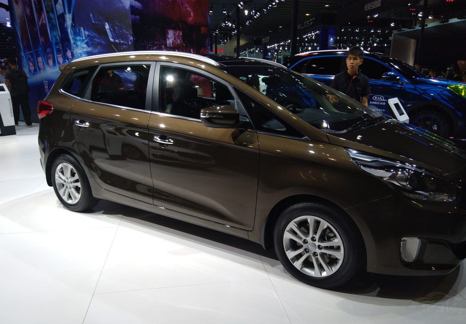 ���ֵ�ǰ�������˼���ʽ�Ļ�Хʽ������դ��ƣ���ʶ�Ⱥܸߡ�