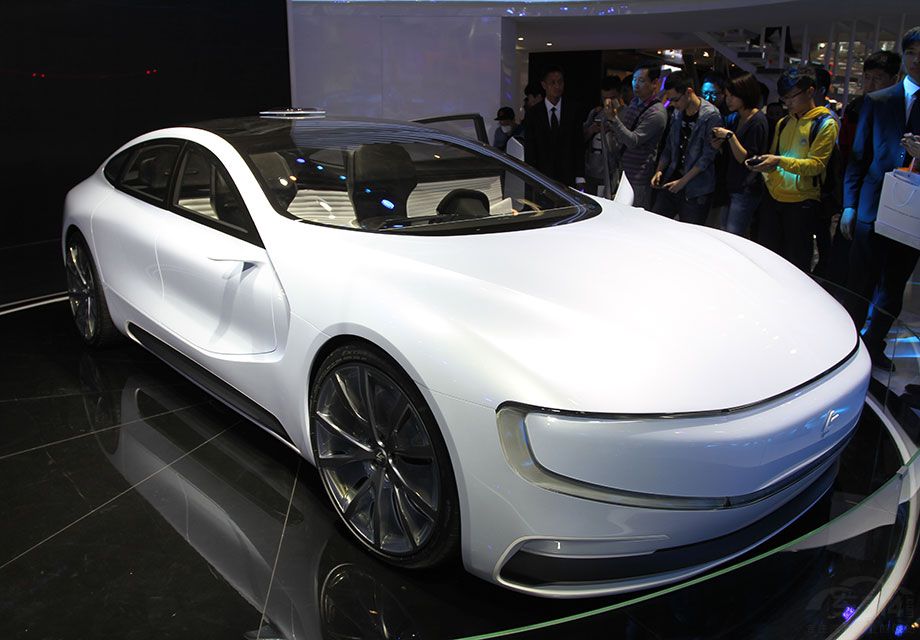 ��ͷ���棬�³�ȡ���˴�ͳ�����Ľ�����դ�����ǲ�����LED�����ɵĴ�����ʽ��