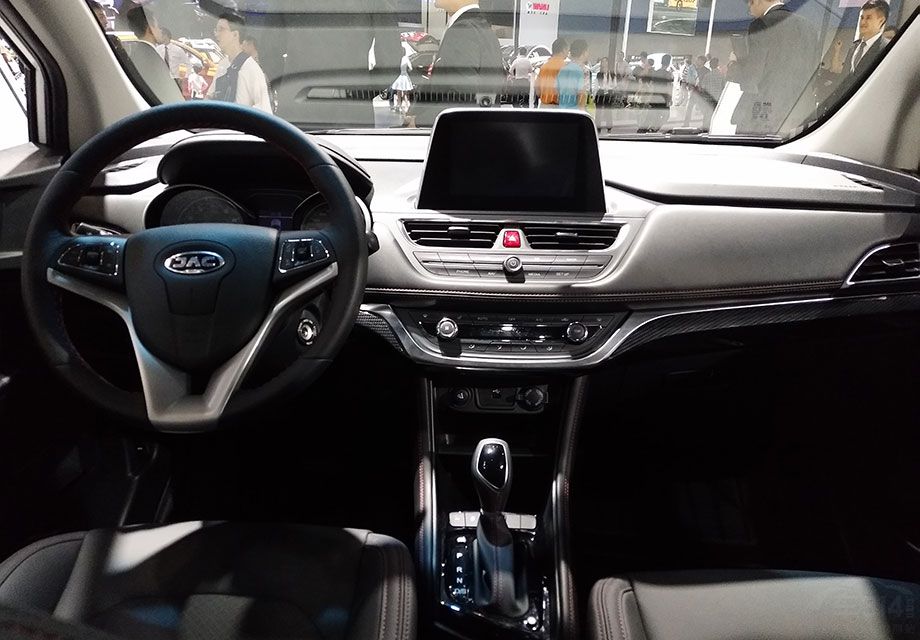 ���S3�����α����ż���ʽ����ƣ�ȫ����ɫ����ɫΪ�ڲ��ռ������˻������Ǳ��������˫Ͳʽ���������ɫ�ı���ƣ�ʮ�ָ��пƼ��С�