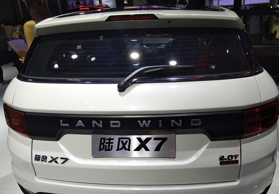 ��Ȼ������������½��X7�ͼ������ƶȼ��ߣ���ϸ���ϻ������Լ��Ķ���֮����