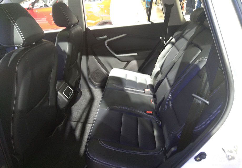 ����S6�ĳ����ߴ糤���߷ֱ�Ϊ4693*1839*1683mm�����Ϊ2700mm����ֱ�֤�������ڿռ�Ŀ�����