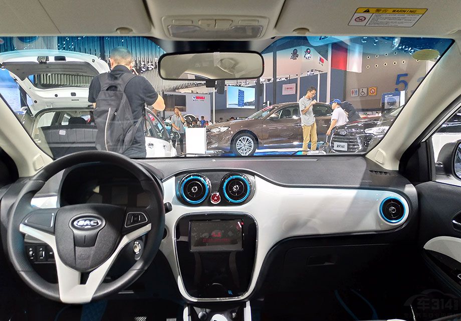 ���η��棬����iEV6������˫ɫ����ɫ��͹�Գ�������������Դ�������ݣ��ɾ����䡣