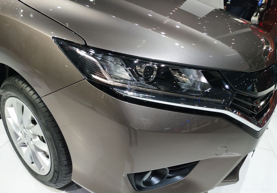 ���÷��棬����ȫϵ����±��ǰ��ơ��ֶ��۵��綯��������Ӿ����󵲷粣�����ȡ�����Ŀ�ں��Ӿ��ȡ�