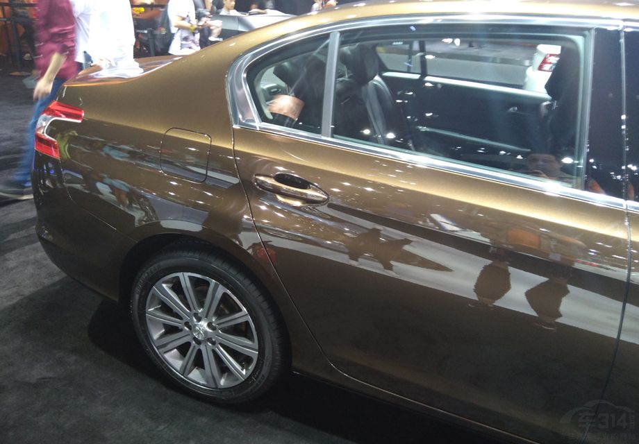 ����Ĵ�������Ҳ�����������⣬�������εĿ���֧�ְ������ŵ������ڽ�С��΢Ӱ���˱����ԡ�