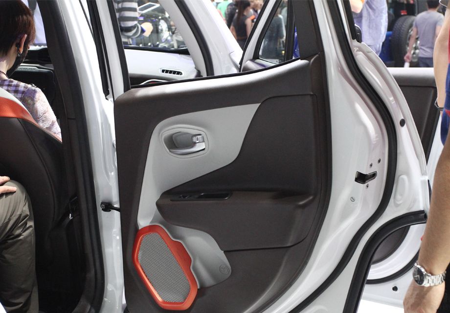 ֮�����Ƴ���2.0L��������9������һ�������Ķ�����ϡ�