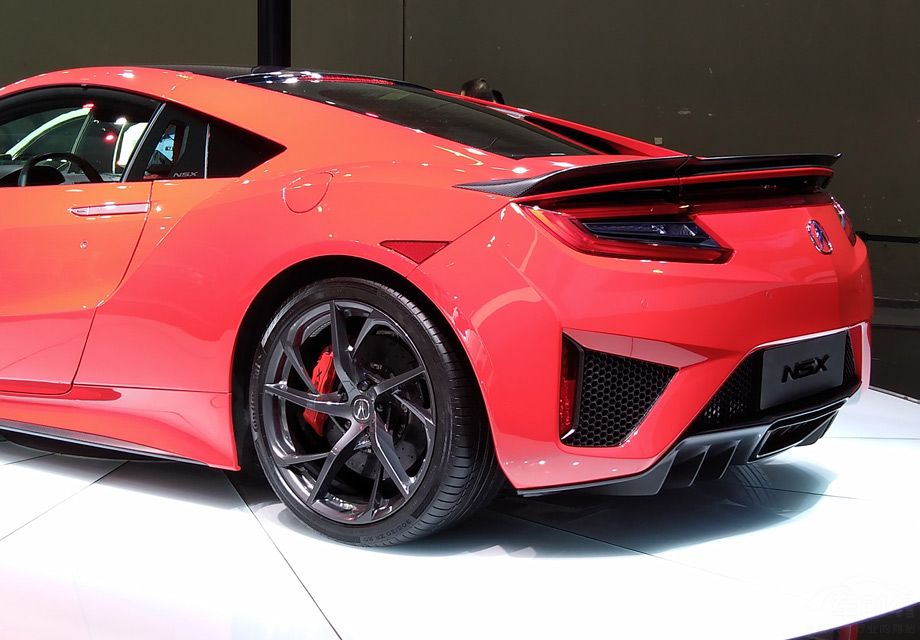 ȫ��ک��NSX��������һ��������Ȼ��������������Ϊһ�׻�϶���ϵͳ��