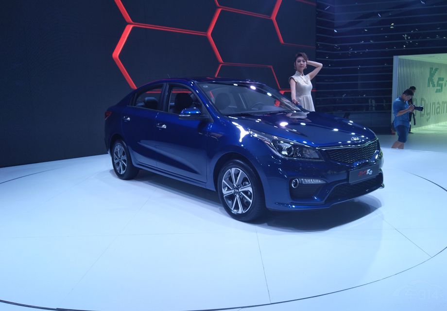 ���⣬�³�ӵ����4400/1740/1460mm�ġ���Χ�����Լ�2600mm����ࡣ