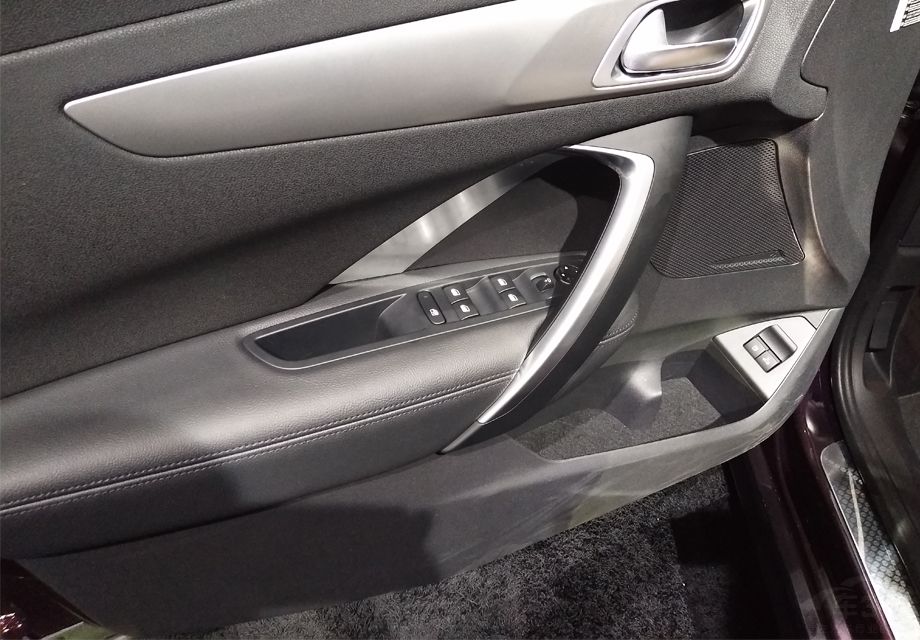 �������棬�³�����һ̨1.8THP������������������204��������ֵŤ��280ţ���ף�����ϵͳ��ƥ��6���Զ������䡣