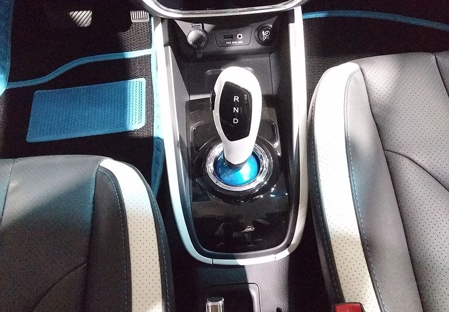 ����iEV6������һ̨Һ������ͬ���綯������������﮵���飬�綯�������Ϊ68�����������ʱ��Ϊ100km/h��