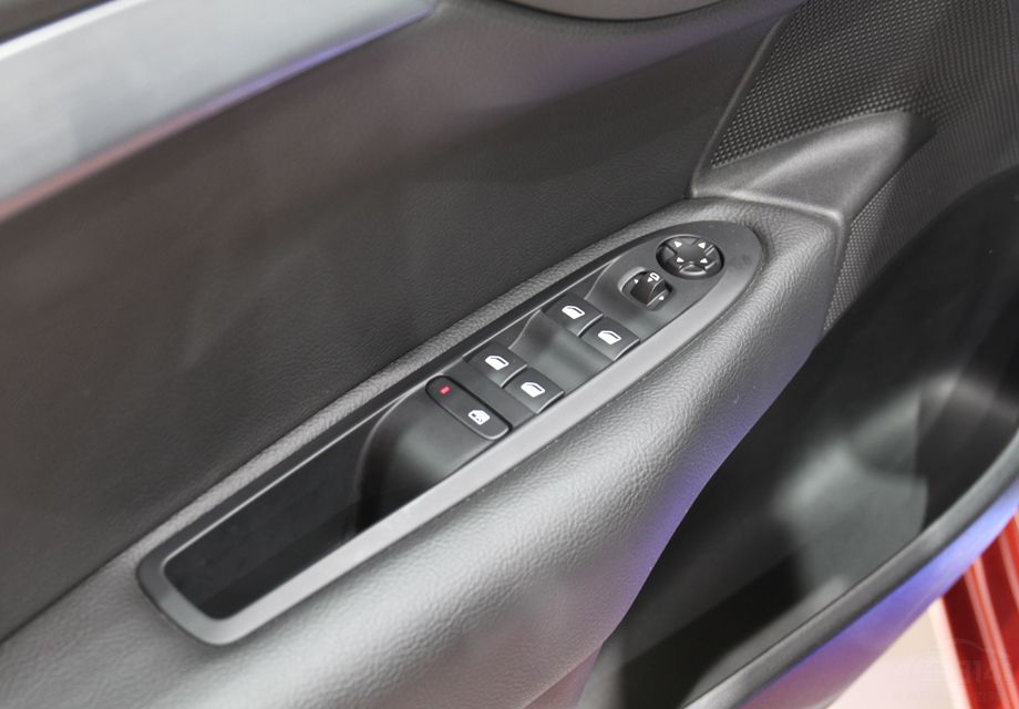 ������ݻ�����һ�㣬�����������ճ���ʹ�ã��Һ������εĿ������Էŵ���