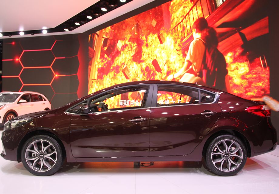 ���ո����ͺͺ��⳵��������ͬ�������汾���������Ӱ�����