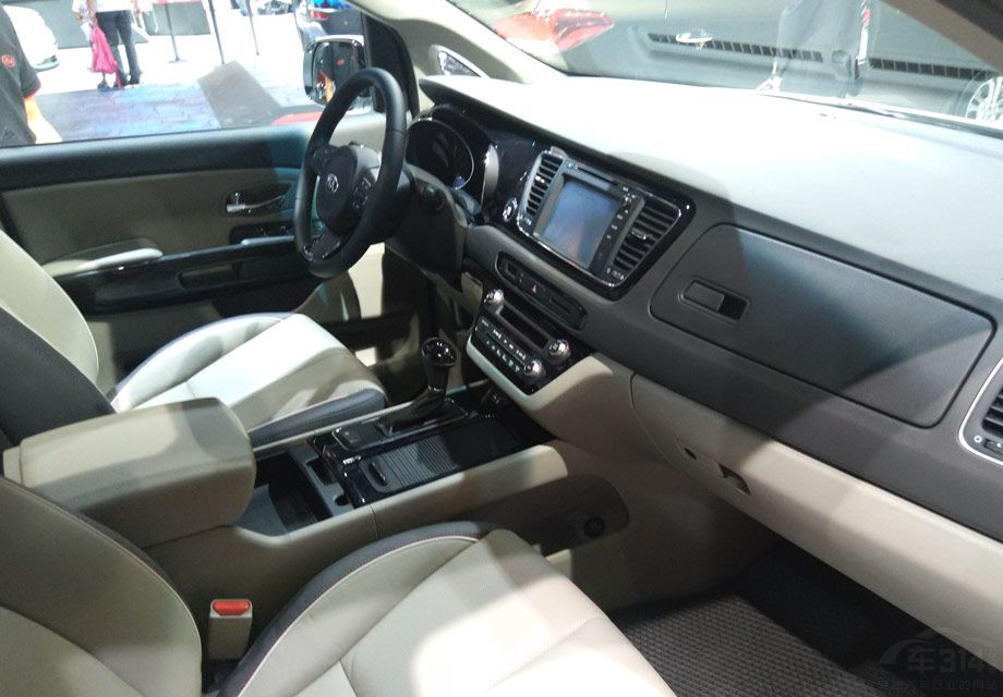 �������棬������2.2T���ͷ�������3.3L V6���ͷ�������ȫϵƥ��Ķ���6������һ������䡣