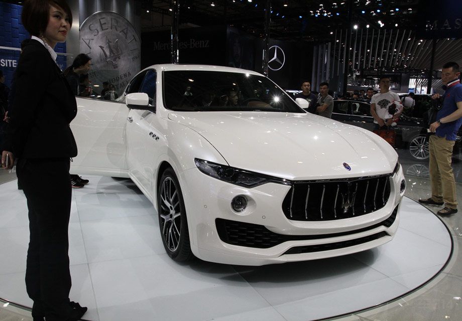 ��β�ı��ĳ����������֣�����������SUV�����ݡ�����Ȼ��һ��SUV���ͣ�Ҳ����һ����ԽҰ���ܡ�