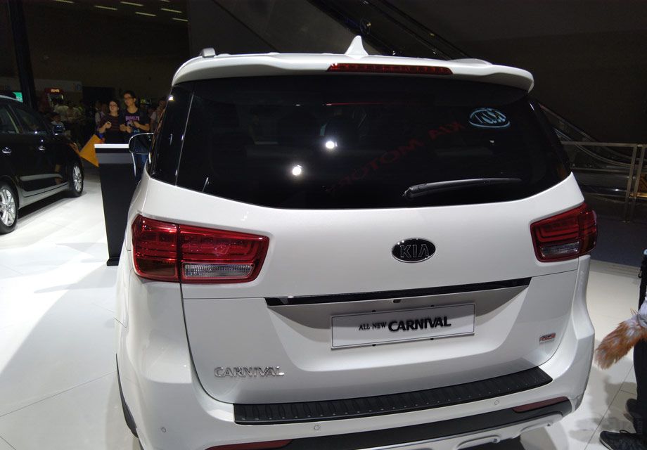 ���÷��棬������������������䳵���⣬ȫϵ����������Կ�׽���/�������綯�໬�š�ȫ���촰����Ƥ���Ρ�GPS�����ȡ�