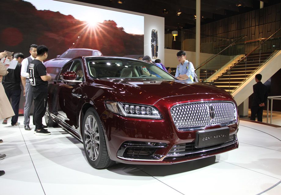 �������ֿϴ�½���������ֵ����쾡�£��п�̨�Ϸ�ʹ���˴����ķ���Ƥ��װ�Σ����ľ��װ�θ����ݻ��ĸ��ܡ�