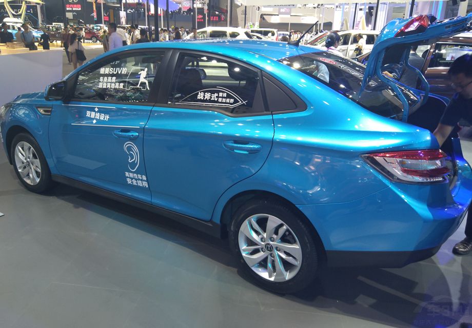 ��۽���ʱ�֣�������������������У���β��΢���̵�ͬʱ�����������Э����