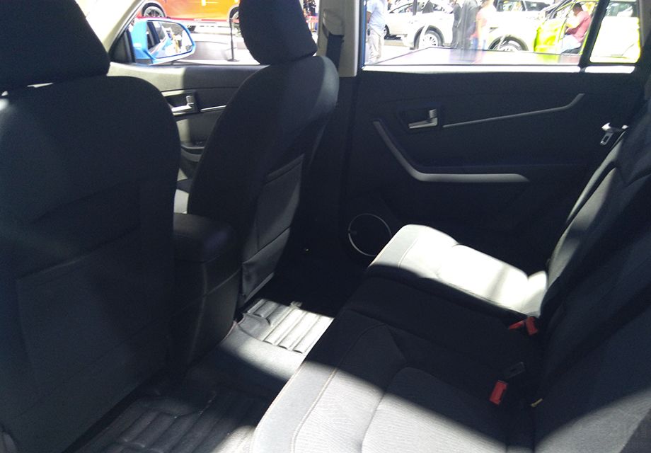 �������Ϸ��棬�³��п�̨��������������ܹ��գ����������δ��С�