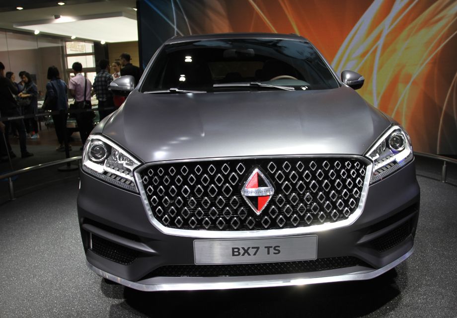 ������1919��¹�����÷����������Ʒ�ƣ�1924���һ̨��ΪBlitzkarren(����)�����ֻ������ߣ��Ӵ�֮��������һֱ����¹�������ҵ�ķ�չ��