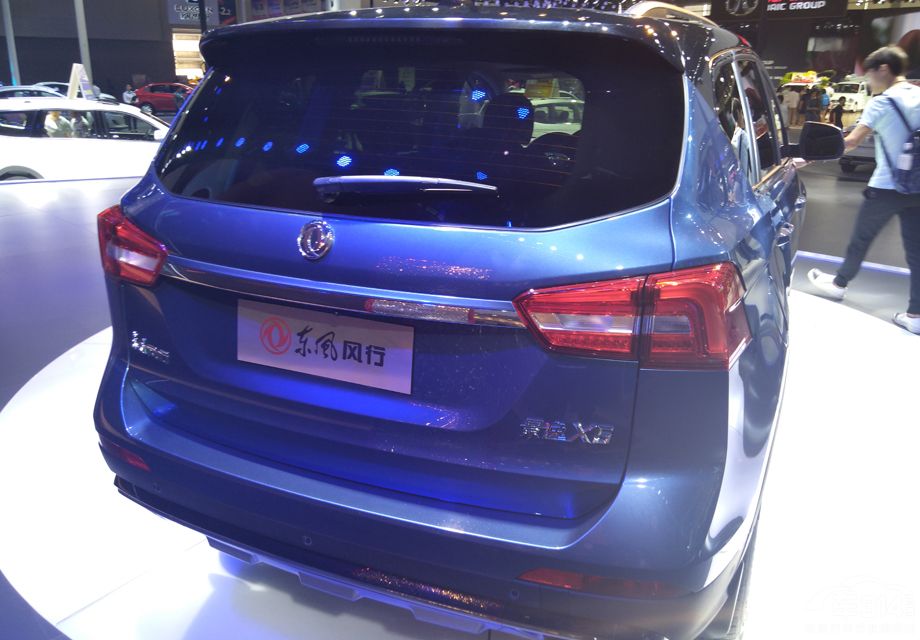 ��۷��棬ȫ�¾���X5����ɽկ�˴����¿�;�۵���ƣ����������������ء��Ϳ��������ߵĽ��ܶȸߡ�