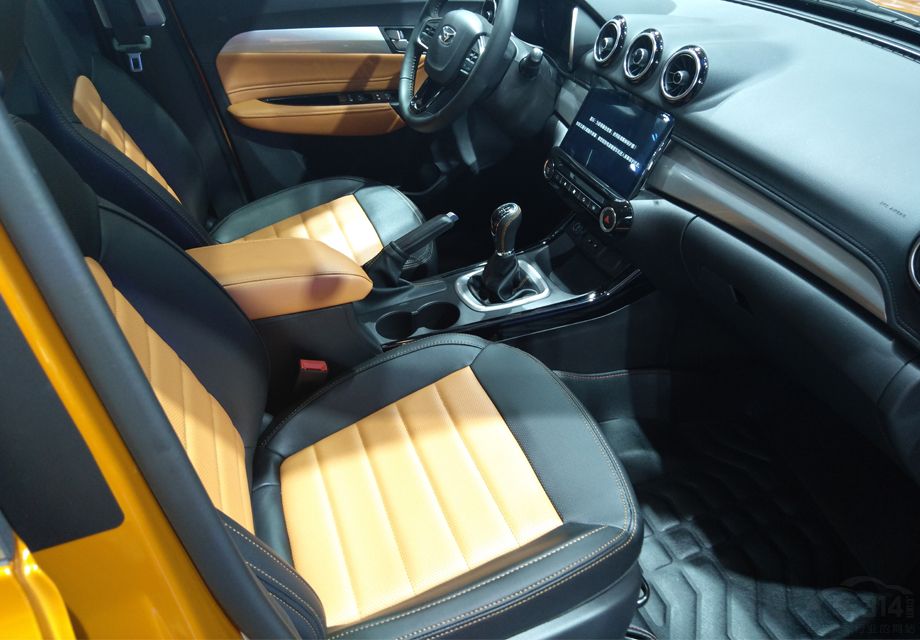 ����X3�Ŀռ���ֽ����е�ˮƽ�������м�λ����˵��������һ�������ˣ����ǽŲ��ִٵĿռ�ע�����ܾ��������������㹻�����������泤��һ�㣬���������ϴ����֡�