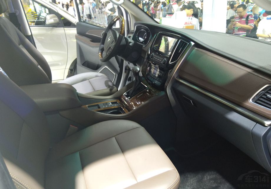 ���ε�����ͬ����ɿ����ɣ������µĲ��ʺ���ɫ�ļ���ʹ�����Ⱦɿ��ȥҪ���ߺ����С�