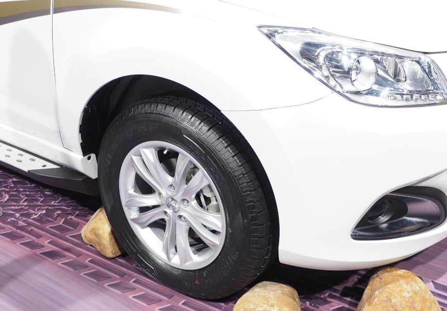 �����ߴ緽�棬�³������ߴ糤���߷ֱ�Ϊ4480/1860/1715mm��